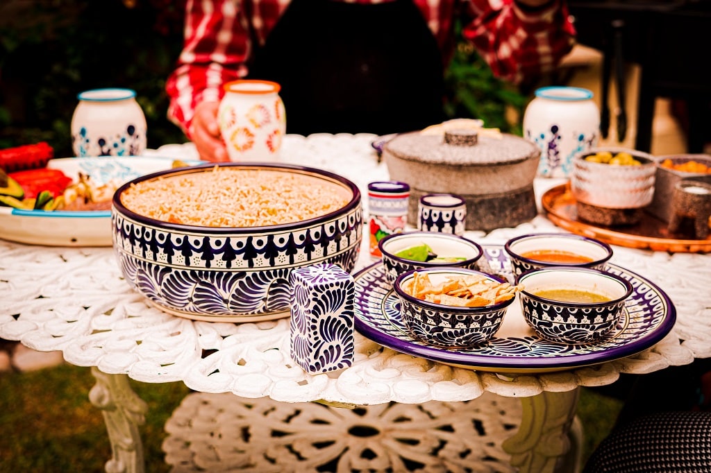 Bowl talavera con charola con especieros de talavera de la cosita chula